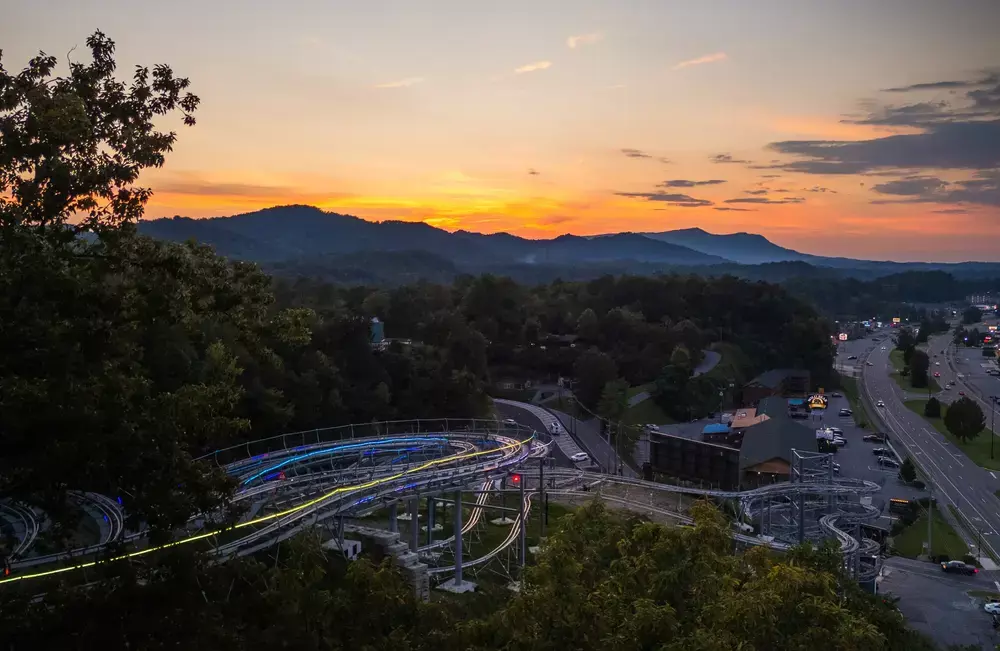 How to Experience the Best Mountain Coaster in Pigeon Forge with Smoky Mountain Views